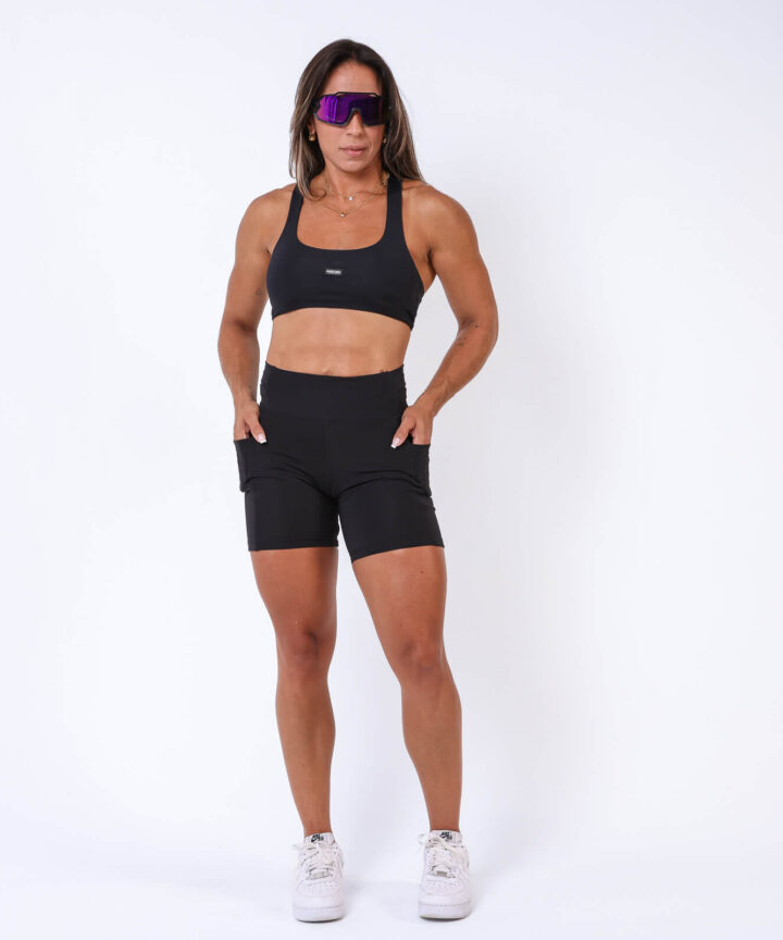 BERMUDA COM BOLSO PRETO