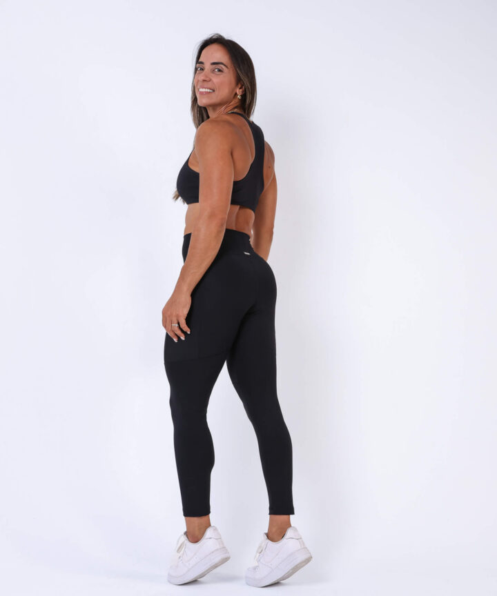 Alternative view of CALÇA COM BOLSO PRETO