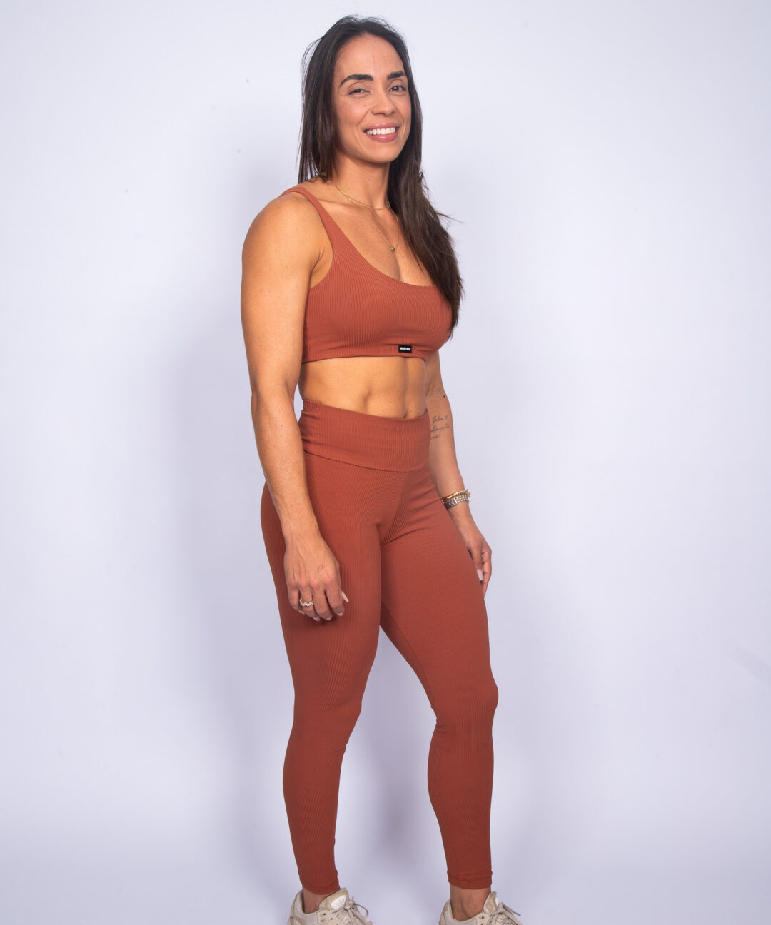 CALÇA CANELADA MARROM