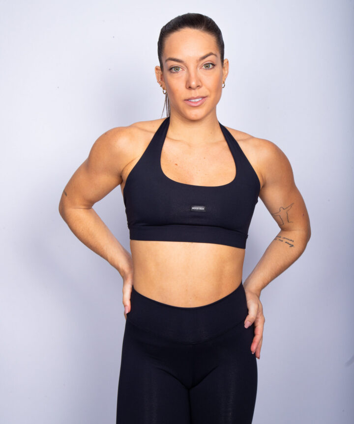 TOP FRENTE ÚNICA PRETA