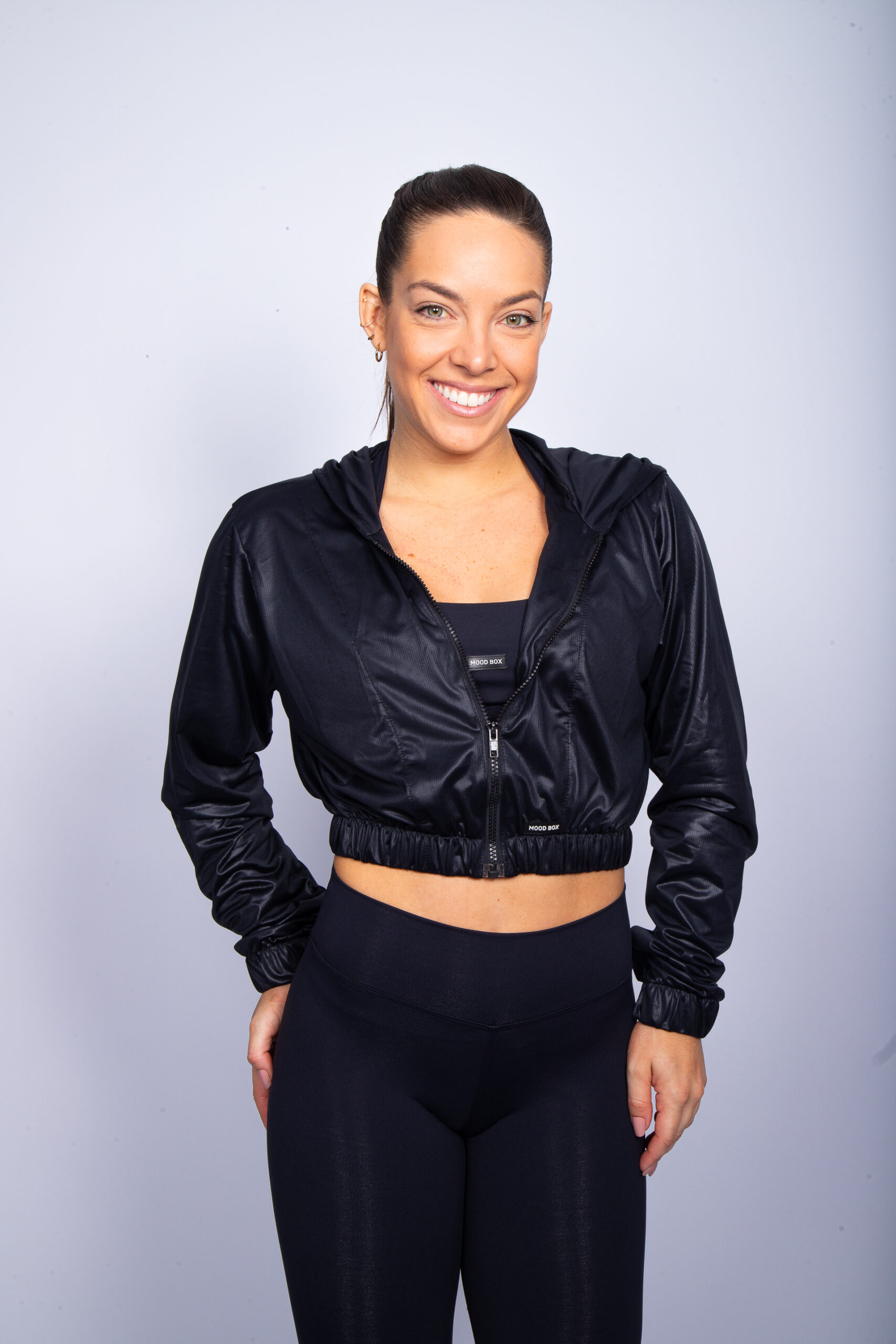 CORTA VENTO CURTO PRETO