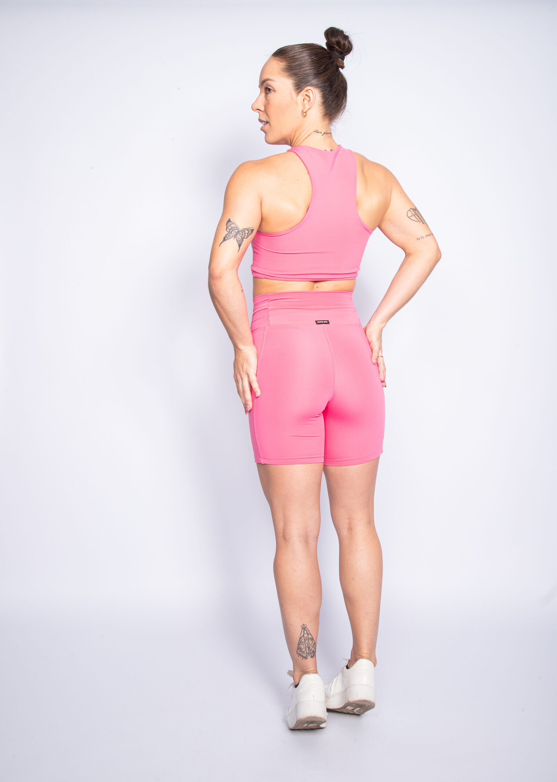 BERMUDA COM BOLSO ROSA - Imagem 6