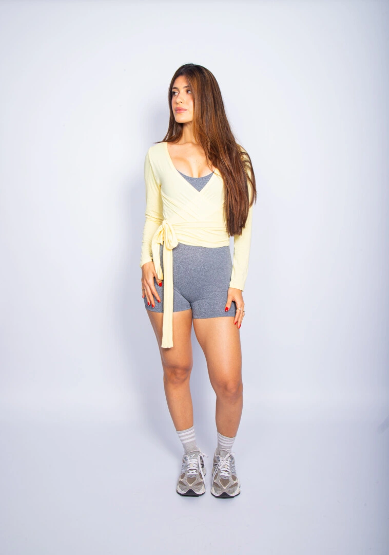 CASAQUINHO PLIÊ AMARELO