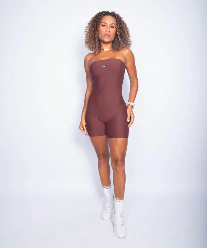 MACAQUINHO TOMARA QUE CAIA MARROM